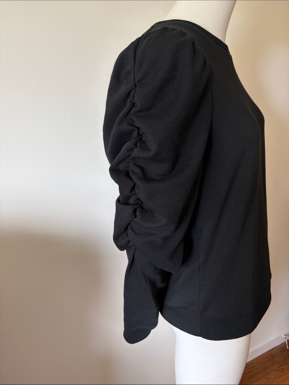 GAP Puff Sleve Black Crewneck Sweatshirt - Picture 7 of 14